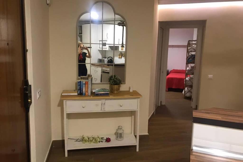Coqueto Apartamento En Puerto Marina Con Piscina Benalmadena Ngoại thất bức ảnh