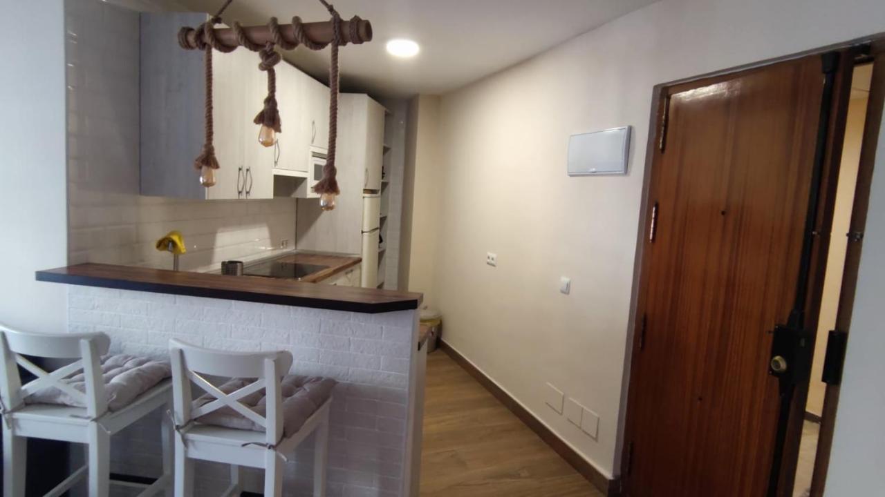 Coqueto Apartamento En Puerto Marina Con Piscina Benalmadena Ngoại thất bức ảnh